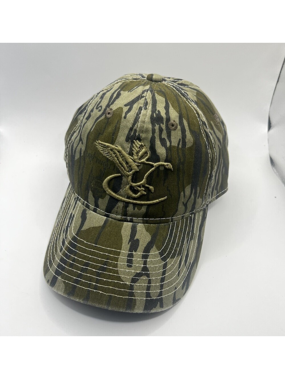 Final Flight Outfitters Camo Duck Hunting Bottomland Tiger Stripe Strapback Cap